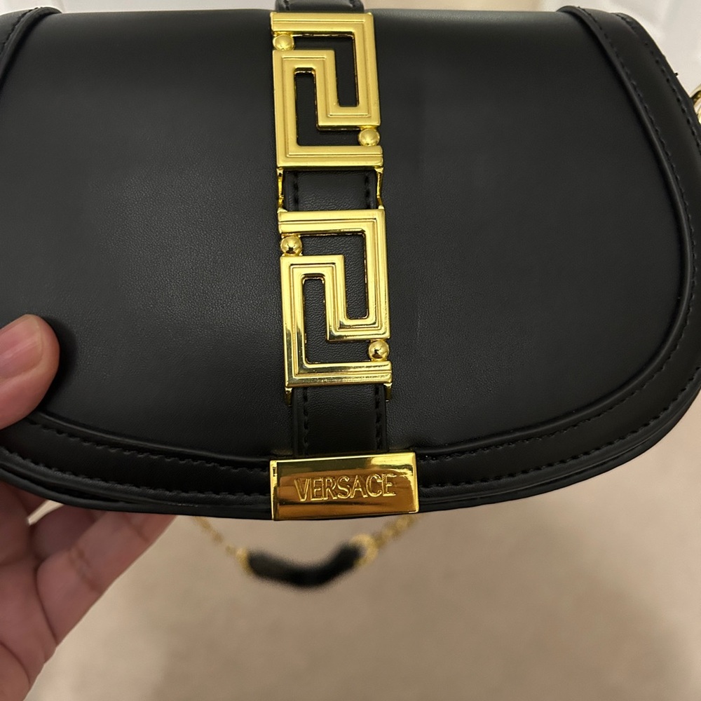 Versace Black and Gold Crossbody Bag(c o p y) - Picture 4 of 5
